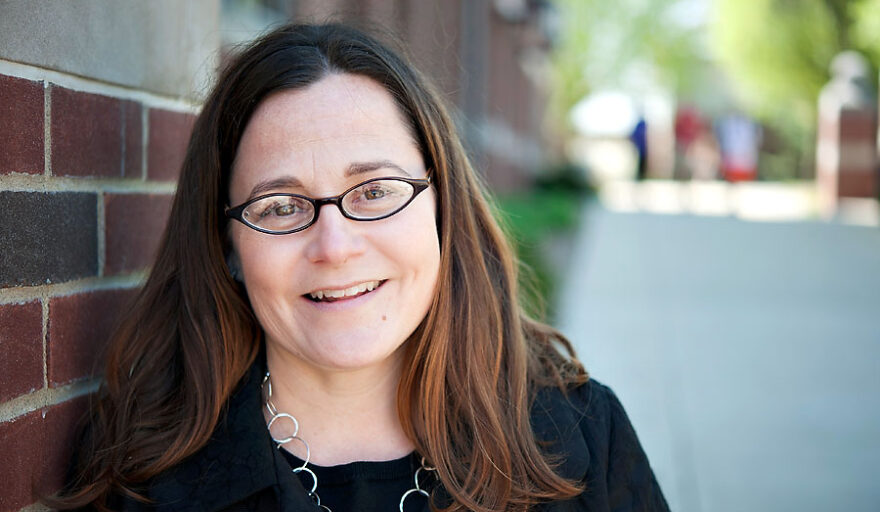 headshot of Tara Larrison 