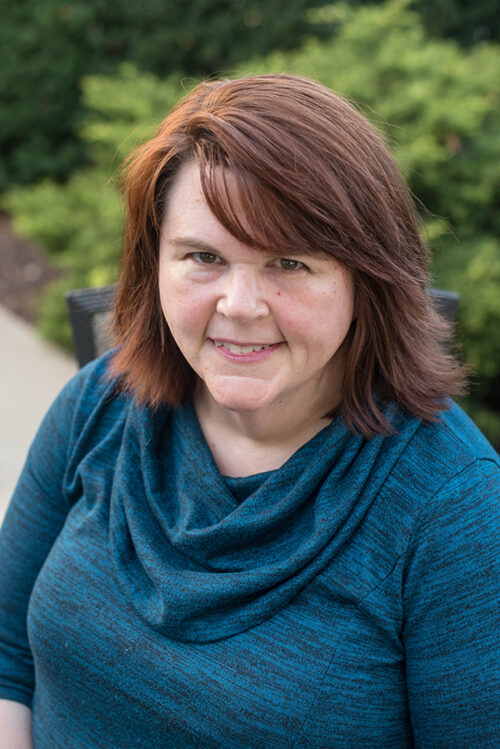 Headshot of Julie Porter